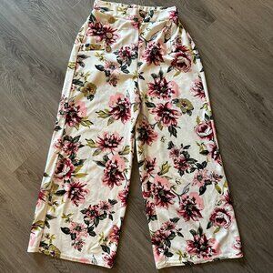 Linen Pull On Floral Pants White with Red and Pink Flowers TEMT Size 6 Singapore